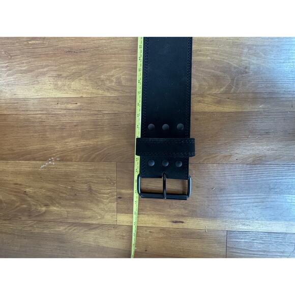 Rogue 4” Black Leather Weightlifting Belt – Size Large – NEW - Picture 3 of 3